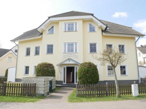 Bernsteinhaus Wohnung 3 mit 2 Balkonen & Kamin, Loddin